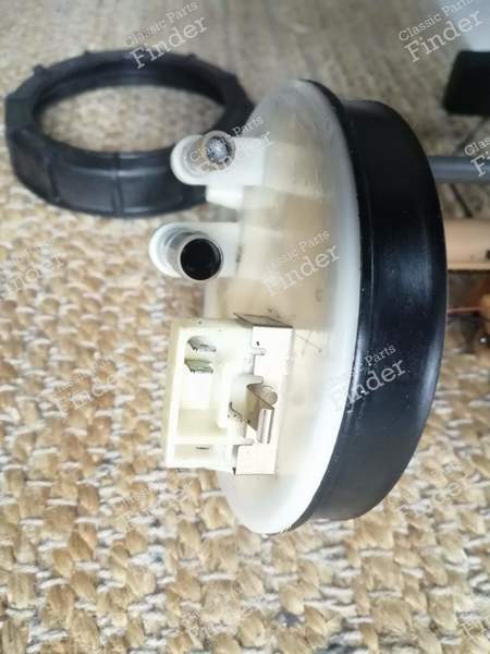 Jauge et puit d'aspiration Gazoil - CITROËN XM - 2