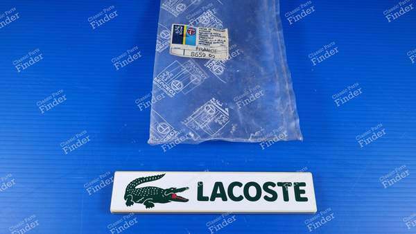 Sigle arrière 'LACOSTE' - PEUGEOT 205 - 8659.09- 0