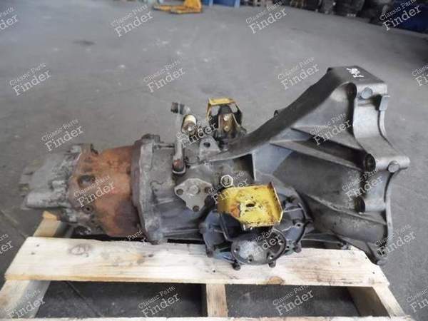 BOITE DE VITESSE "QK" 016300045C PORSCHE 944 - PORSCHE 944 - 016300045C- 0