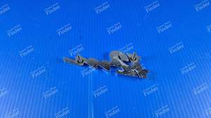 Sigle Heckabzeichen '12M'. - FORD Taunus 12M (P6) - thumb-2