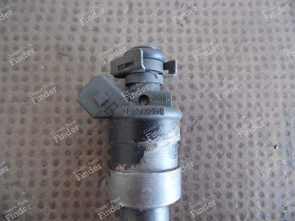 944-2 & 924S INJECTORS - PORSCHE 924 - 93060612000 / 0280150158- 2