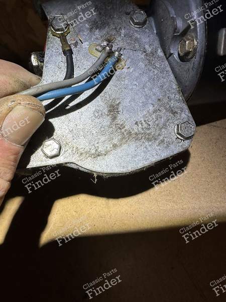 Front wiper motor - VOLKSWAGEN (VW) Golf I / Rabbit / Caddy / Jetta - 171955113- 2