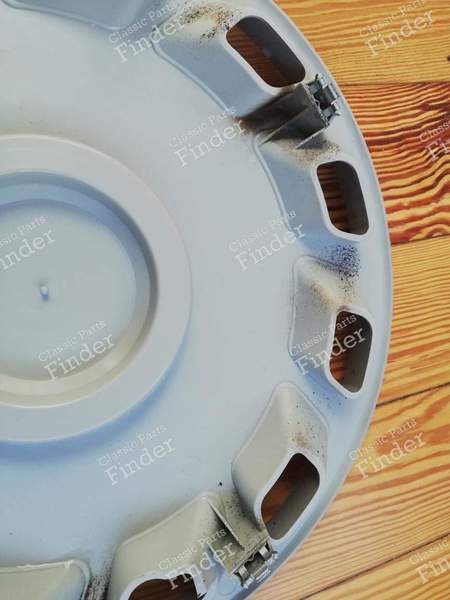 Lot de deux enjoliveurs 'Turbine' - PEUGEOT 309 - 3