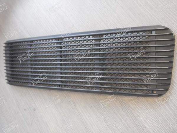 ENGINE HOOD GRILLE - PORSCHE 911 / 912 E (G Modell) - 91155941100 Equiv. 91155941101 / 91155904104- 2