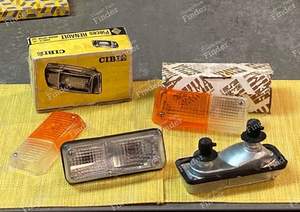 2 White turn signals R12, Alpine A310, Matra Rancho and Murena - RENAULT 12 / Virage (R12) - thumb-1