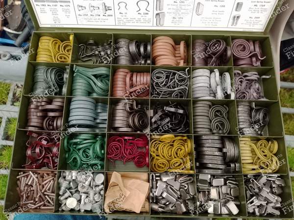 Malette ressorts / clips serrures et lève-vitres - FORD Ford-Serie (1949) / Custom - Fix-kits No. 099-D- 0