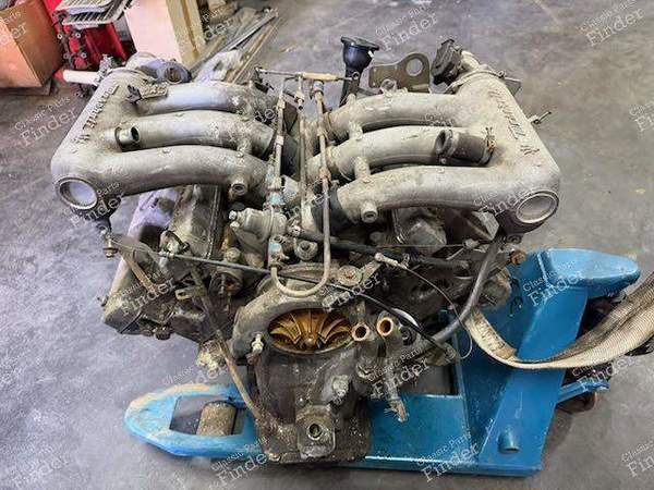 Complete engine, fuel-injection version - CITROËN SM - C114.03 / 301.657- 0