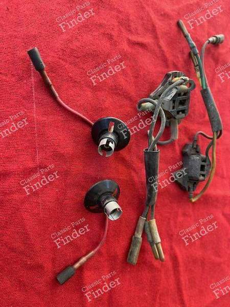 Pair of headlights with integrated pilot light + bulb connection kit - CITROËN DS / ID - 9