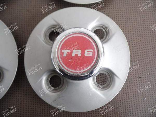 WHEEL COVERS - TRIUMPH TR6 - 1
