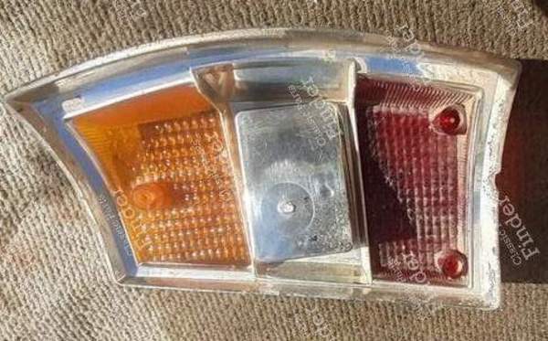 Left rear light - Phase 1 - RENAULT 6 (R6) - 608G- 2