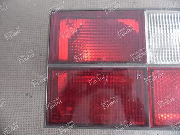 RECHTES RÜCKLICHT - PORSCHE 944 - 477945216- 3