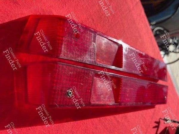 Zwei originale rote SEIMA-Rückseiten-Cabochons - CITROËN SM - 4