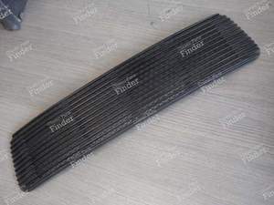 ENGINE HOOD GRILLE - PORSCHE 911 / 912 E (G Modell) - 91155941100 Equiv. 91155941101 / 91155904104- thumb-3
