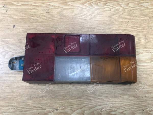 Feu arrière droit - CITROËN Visa / C15 - 559850- 0