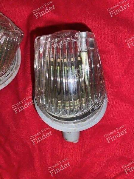 Pair of round front indicators - RENAULT Floride / Caravelle - 3