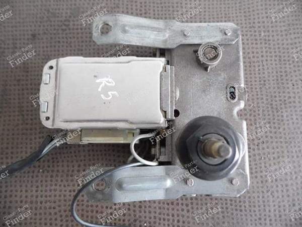 MOTEUR ESSUIE-GLACE ARRIERE RENAULT R5 - RENAULT 5 / 7 (R5 / Siete) - 1