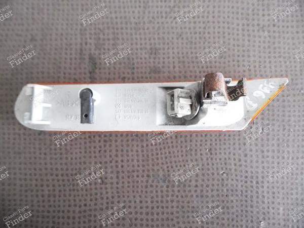RIGHT SIDE TURN SIGNAL PORSCHE 996 & 986 - PORSCHE 911 (996) - 996.631.034.03- 8