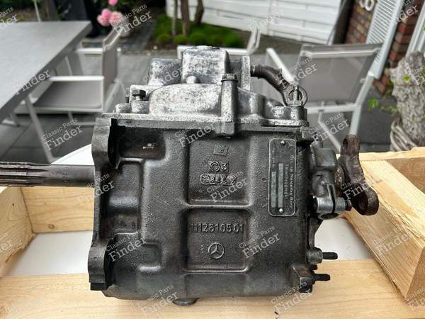 Original 4-speed manual gearbox - MERCEDES BENZ W108 / W109 - 1112610501- 2