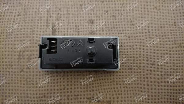 Digitale Armaturenbrett-Uhr - PEUGEOT 104 / 104 Z - 6155.69 / 6132- 1