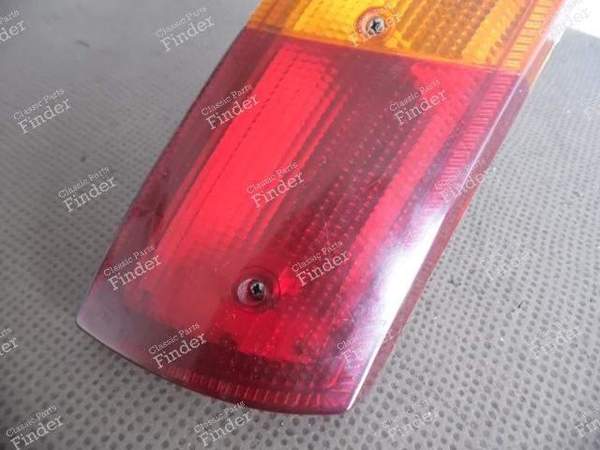 RIGHT REAR LIGHT - RENAULT 5 / 7 (R5 / Siete) - 913D- 3