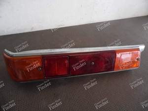 FEU ARRIERE GAUCHE AUDI 60 / SUPER 90 TYPE F103 pour AUDI 60/72/75/80/90 (F103)