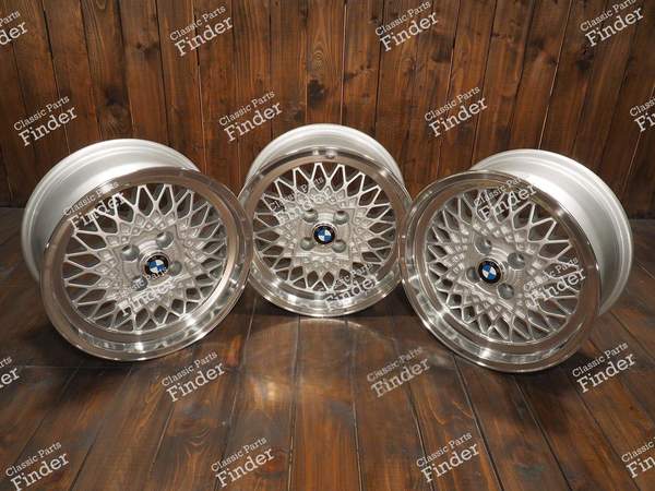 Melber Mesh 15 Zoll Leichtmetallräder Felgen 4x100 7Jx15 ET12 - BMW 2002, E21, E30 - BMW 1502 / 1602 / 1802 / 2002 / Touring (02-Serie) - 2