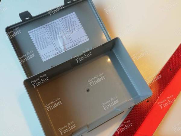 Warndreieck + Befestigung und Tasche - MERCEDES BENZ S (W116) - A1168990023- 9