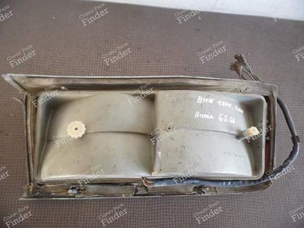 REAR LEFT LIGHT BMW 1800 / 2000 "NEUE KLASSE - BMW 1500 / 1600 / 1800 / 2000 (Neue Klasse) - 63218754115- 9