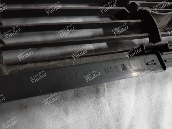 Front grille - AUDI Coupé GT/Quattro (B2) - 811853655D / 857853655B- 4