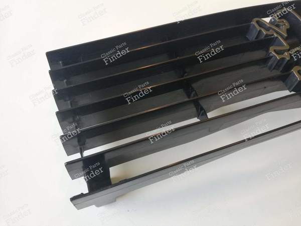 Kühlergrill für 604 turbo diesel - PEUGEOT 604 - 7804.48- 2