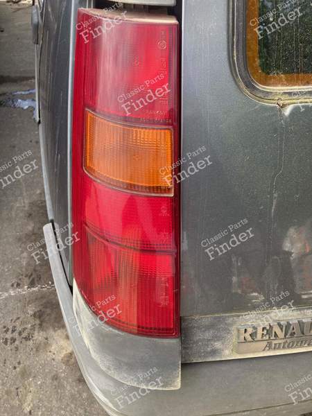 Left rear light - RENAULT 5 (Supercinq) / Express / Rapid (R5) - 7701030761 / 1221703- 2