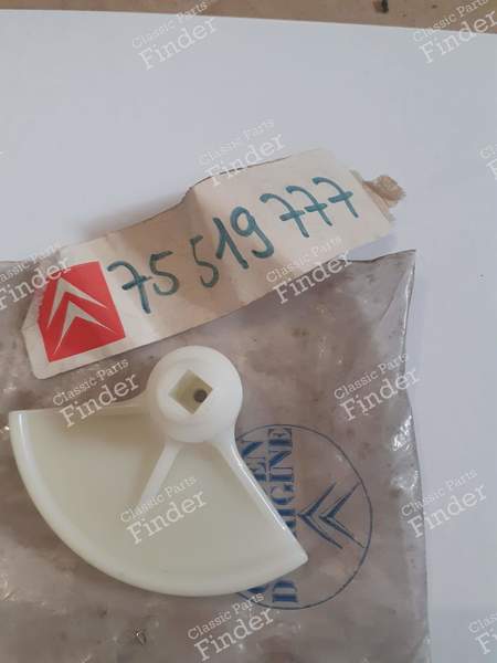 Ventilation damper opening control pinion - CITROËN CX - 75519777- 0