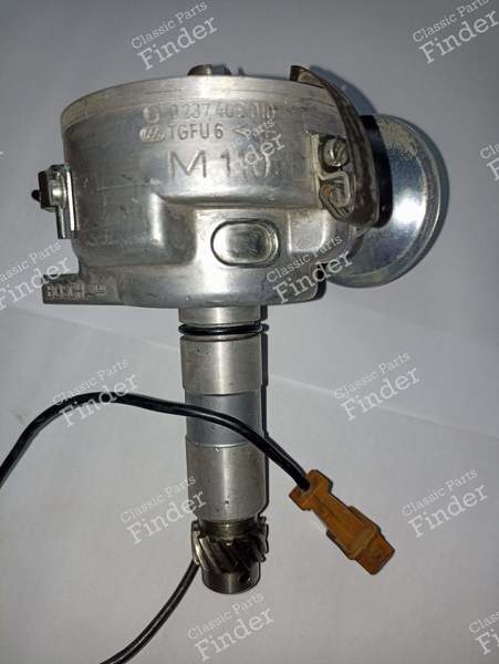 Allumeur BOSCH pour V6 PRV Injection Bosch K-jet - RENAULT 20 / 30 (R20 / R30) - 0 237 402 010 / TGFU6- 0