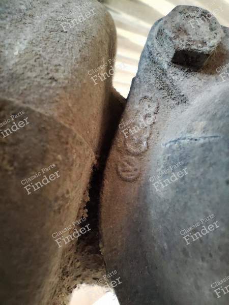 Water pump, thermostat housing - VOLKSWAGEN (VW) T3 - 056121013- 5