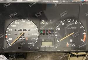Instrument cluster - 16V version - VOLKSWAGEN (VW) Golf II / Jetta