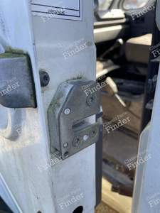 Front left door lock - RENAULT Master