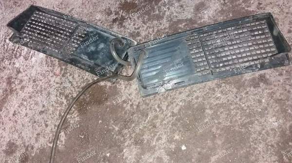 Windscreen bay grilles - SIMCA-CHRYSLER-TALBOT 1307 / 1308 / 1309 / 1510 / 150 / Solara / Alpine - 1