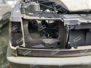 Scheinwerferhalterung / Rechte Vorderseite - PEUGEOT 309