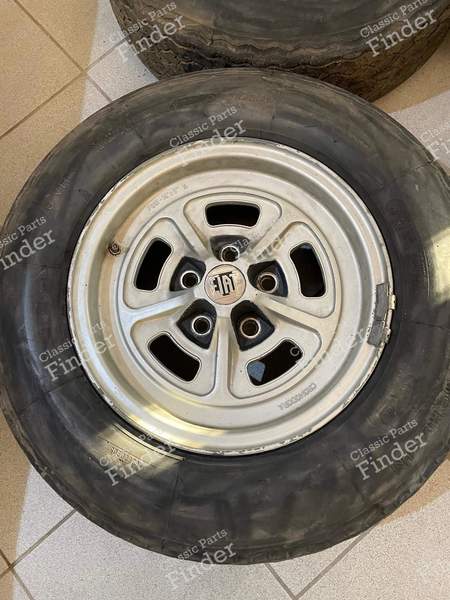 4 x Fiat 130 coupe aluminum alloy wheels 14" x 6.5 Cromodora, mod. CD 7, (pcd) 5x108 with original Fiat central logo - FIAT 130 - 3