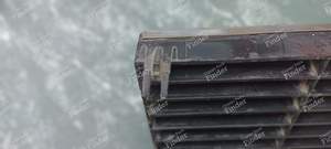 Front grille - PEUGEOT 504 - thumb-2