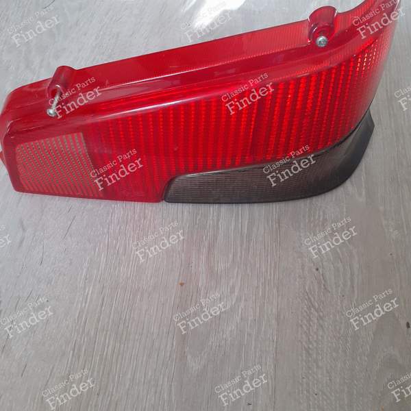 Cabochon for right rear light - Phase 1 - PEUGEOT 106 - 89098- 0