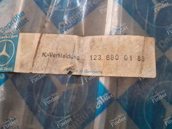 Radiator grille - MERCEDES BENZ W123 - 1238800183- 1