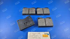 Set of 4 front brake pads - SIMCA-CHRYSLER-TALBOT 1307 / 1308 / 1309 / 1510 / 150 / Solara / Alpine - thumb-1