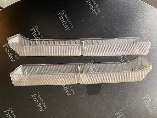 Set de 2 cabochons clignotant/veilleuse avant droite + gauche - RENAULT 16 (R16) - 11 200 -  Ref. Renault: 7701016994 (D)  / 7701016992 (G)- 0