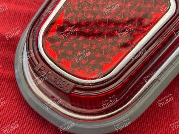 Pair of rear lights - RENAULT Dauphine / Ondine - PK 3685- 3