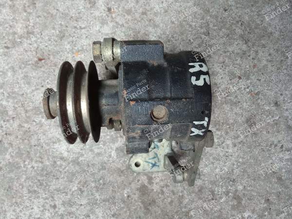 Pompe de direction assistée R5 TX, Alpine, ou Alpine Turbo - RENAULT 5 / 7 (R5 / Siete) - 7700694136- 0