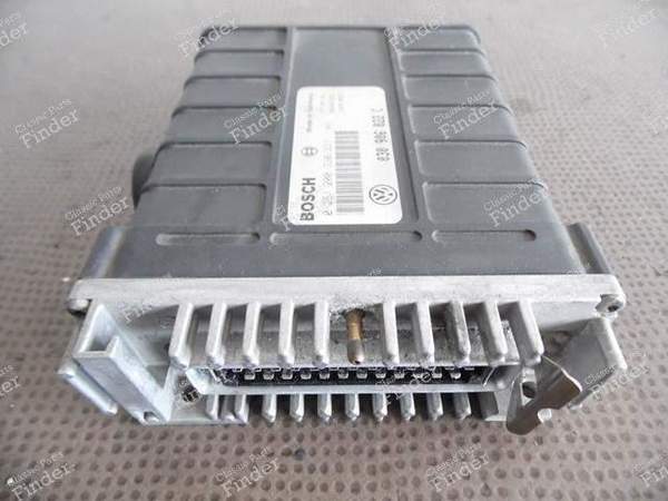 CALCULATEUR MOTEUR 030906022C / 0261200330 VW POLO G40 - VOLKSWAGEN (VW) Polo / Derby - 030 906 022C- 0