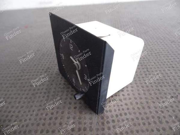 HORLOGE KIENZLE 7700830614 RENAULT CLIO - RENAULT Clio 1 - 77 00 830 614- 2