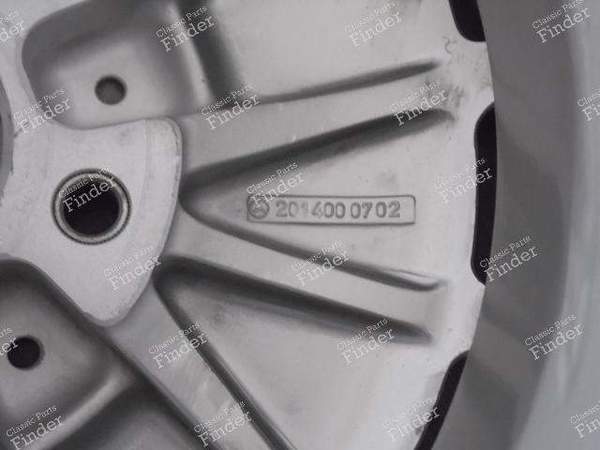 Leichtmetallfelge 'Gullideckel - MERCEDES BENZ 190 (W201) - 2014000702- 5