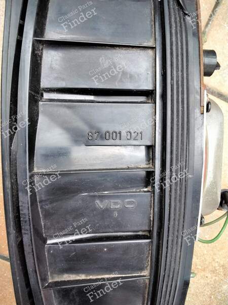 Fitting - MERCEDES BENZ SL (R107) - 87001021- 2
